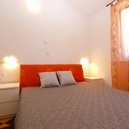 Ankica 1420 Fazana